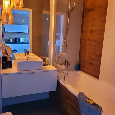 Amber Apartmán
